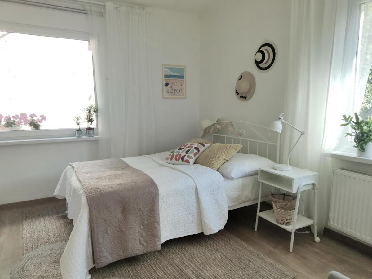 Apartament W Sasiedztwie Lasu 1800M Od Morza Sopot Kültér fotó